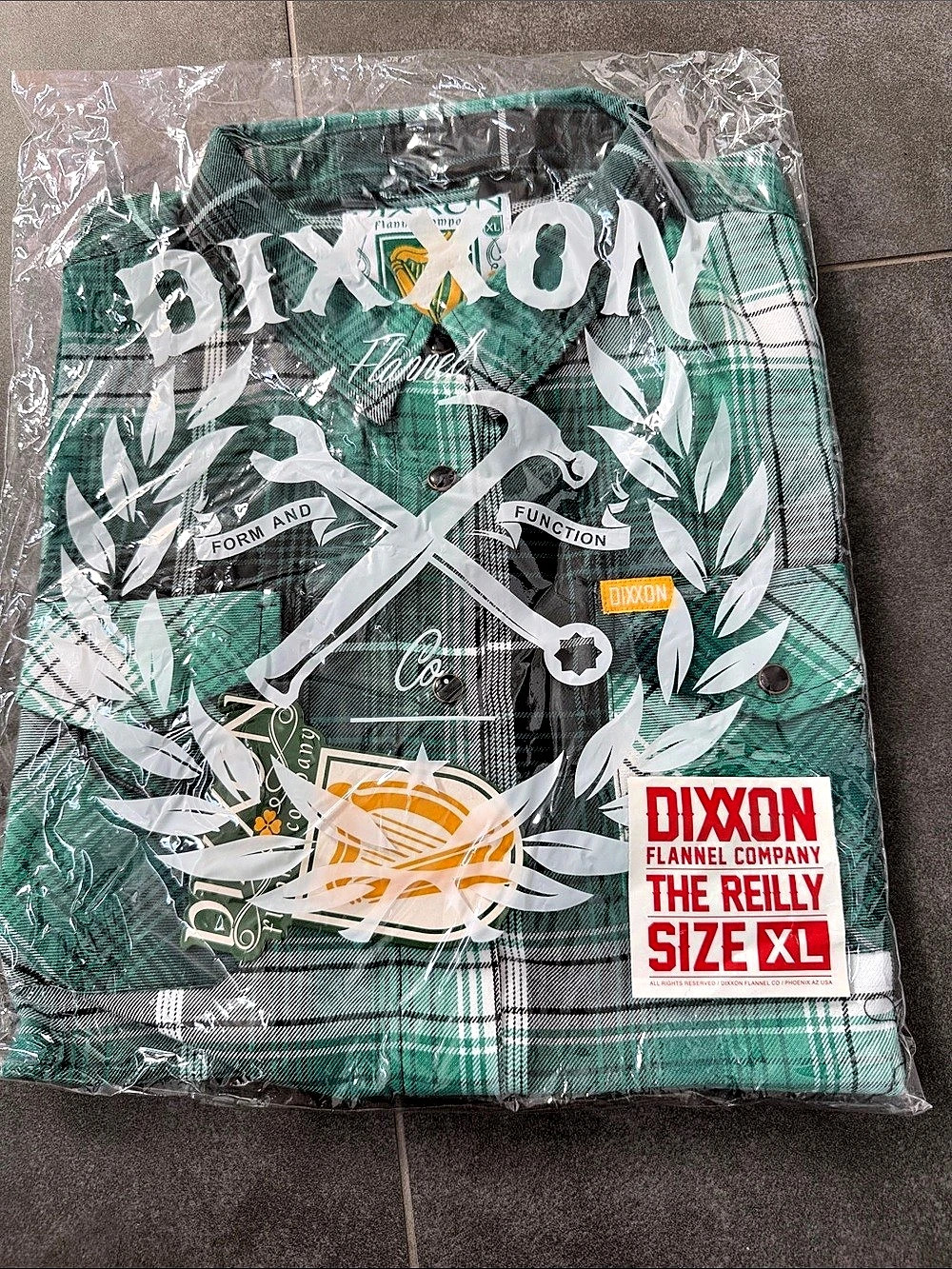 Dixxon The Reilly Plaid Button Down in Green & White Size XL NWT